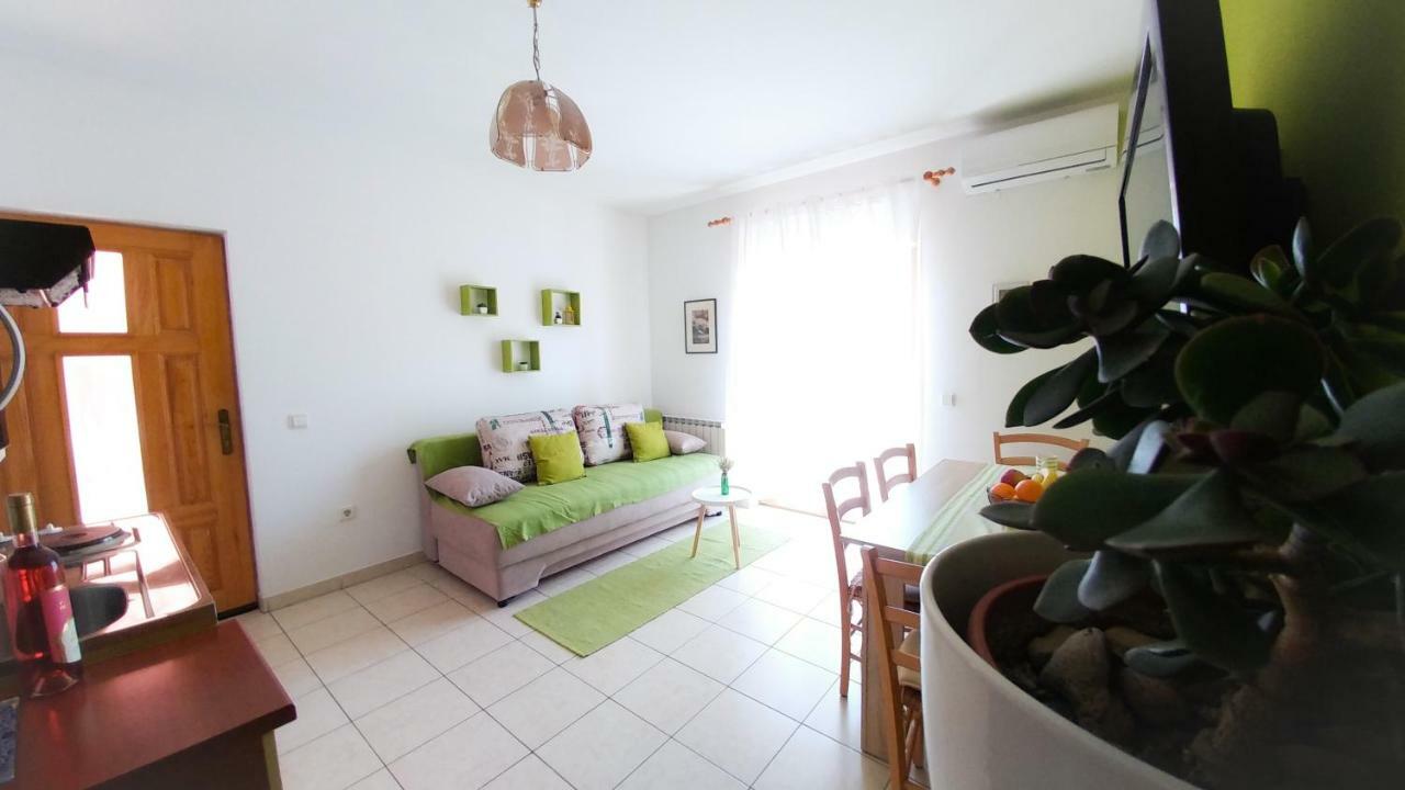 Sunny Apartment Valbandon Fažana Dış mekan fotoğraf