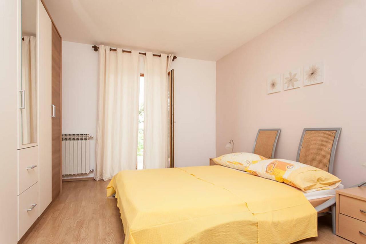 Sunny Apartment Valbandon Fažana Dış mekan fotoğraf