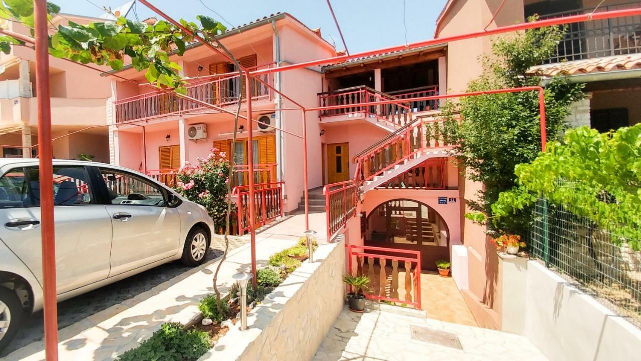 Sunny Apartment Valbandon Fažana Dış mekan fotoğraf